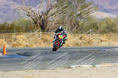 media/Jan-16-2022-CVMA (Sun) [[7f3d92989d]]/Race 3 Amateur Supersport Middleweight/